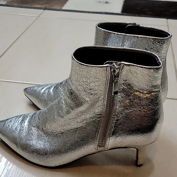 Silver Booties - Picture 1 of 5